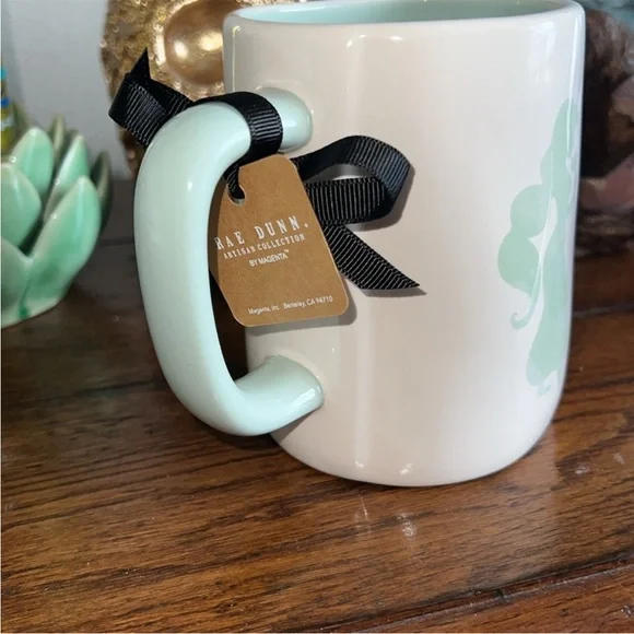 NEW Rae Dunn Disney Aladdin Coffee Cup NWT - Picture 3 of 3